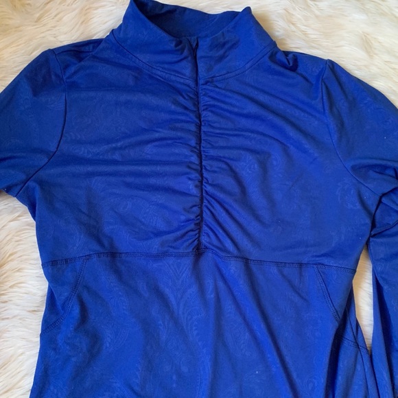 Tops - 50% off ALL bundles! Balance collection zip top XL